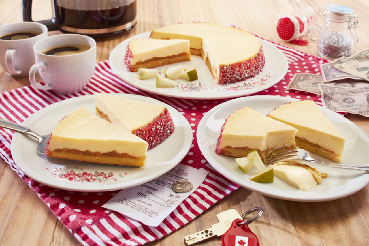 Cream Cheesecake mit feinem Mürbeteigboden